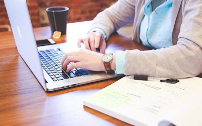 Weiterbildung im Home Office ist in Deutschland ausbaufähig. Foto: © StartupStockPhotos/px
