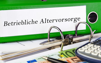 Aktenordner mit Aufschrift