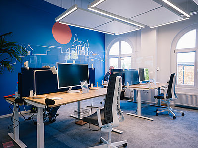 Im Coworking-Space von 1000 Satellites in Neustadt treffen Arbeitnehmer auf Mitarbeitende aus anderen Branchen. (Foto: 1000 Satellites)