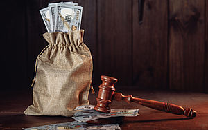 Ob das Kurzarbeitergeld rechtmäßig bewilligt wurde, wird derzeit geprüft und im Zweifel gerichtlich entschieden.