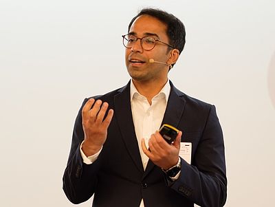 Portrait Professor Dr. Mustapha Sayed.