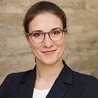 Portrait Eva Lettenbauer.