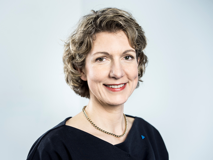 Ruth Werhahn ist Personalvorstand und Arbeitsdirektorin beim TÜV Rheinland