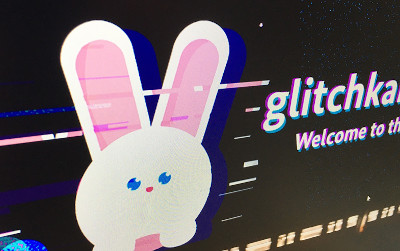 #followtheglitchkarnickel