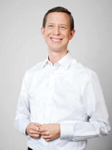 Dr. Thomas Ogilvie ist Personalvorstand und Arbeitsdirektor der Deutsche Post DHL Group. (Foto: Deutsche Post DHL Group)