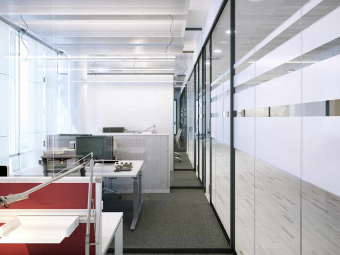 Leere Büros: So könnte es in manchem Unternehmen ab Oktober wieder aussehen. (Foto: Christian Hillebrand)