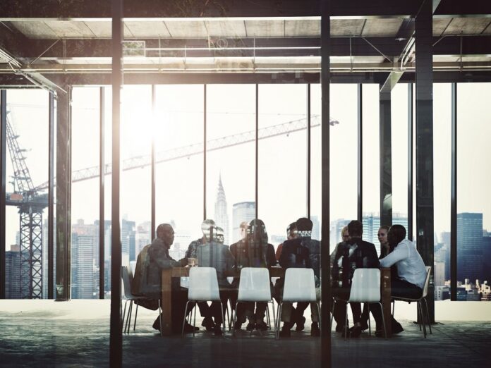 Viele weibliche Vorstände werden extern rekrutiert. (Foto: Rawpixel.com - stock.adobe.com)