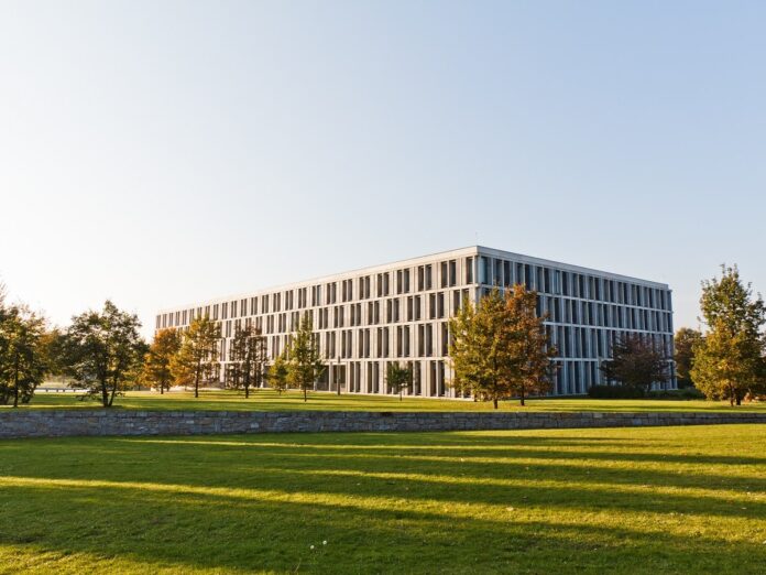 Gebäude des Bundesarbeitsgerichts in Erfurt. (Foto: web-done.de - stock.adobe.com)