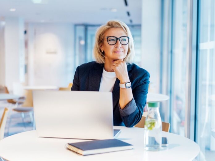 Ist ein MBA auch im HR-Bereich ein Karrierebooster? (Foto: okrasiuk - stock.adobe.com)