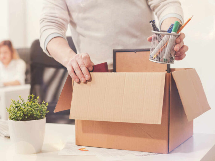 Die Zahl der Branchenwechsel ist während der Coronakrise gesunken. (Foto: Viacheslav Yakobchuk_stock.adobe.com)