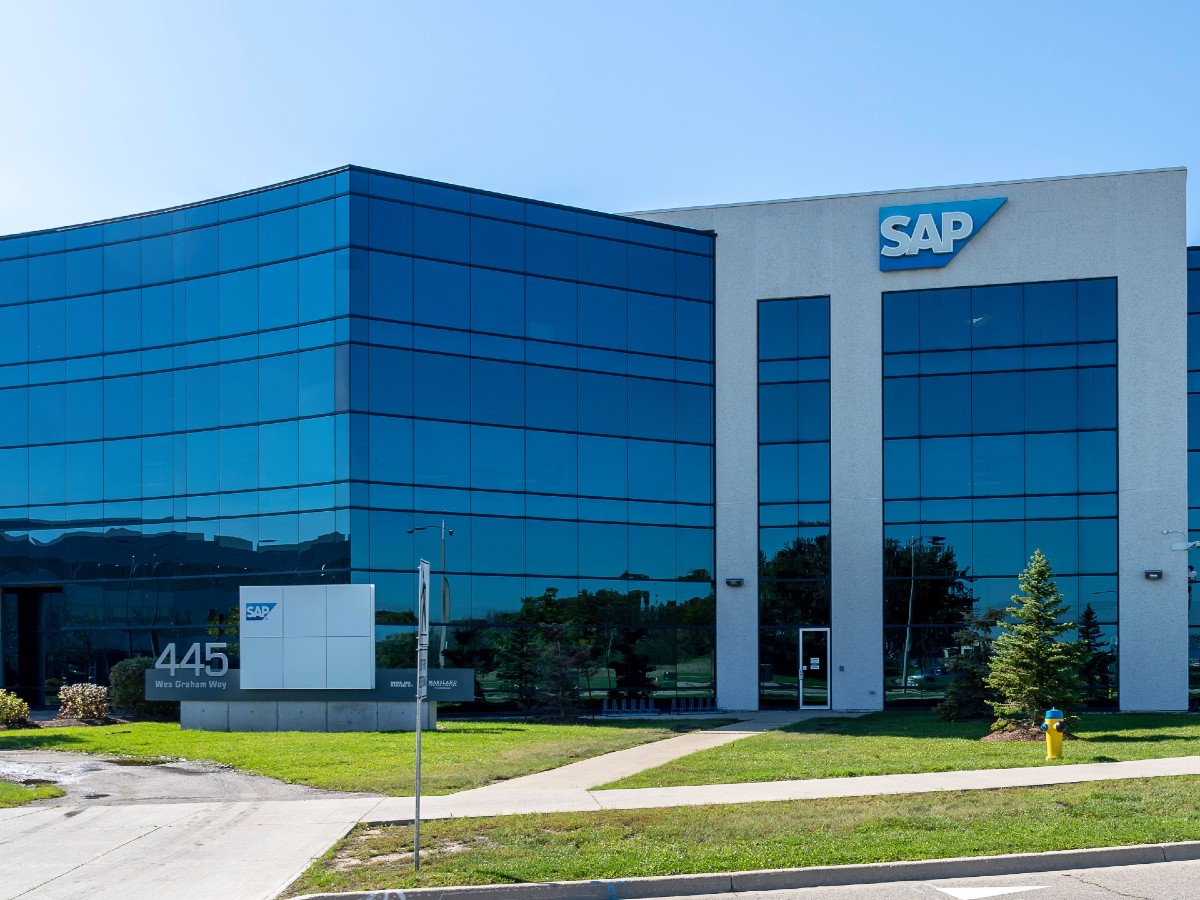SAP differenzierte bei Gehaltserhöhungen zwischen Vorruheständlern und Beschäftigten. (Foto: JHVEPHOTO-stock.adobe.com)