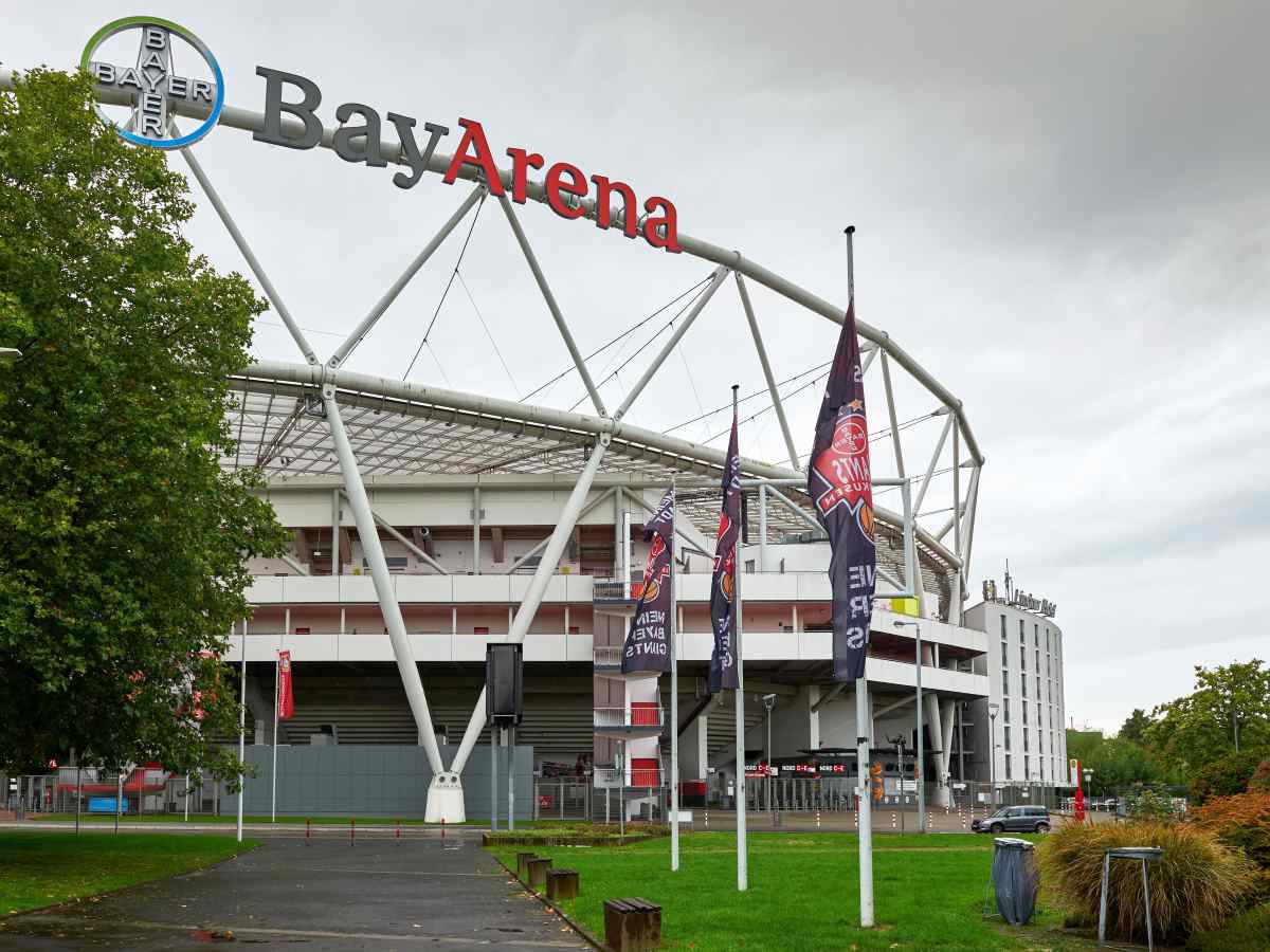 Wohl kaum irgendwo sonst ist die Verbindung zwischen Fußballclub und Unternehmen so eng wie bei Bayer Leverkusen. (Foto: yorgen67 - stock.adobe.com)