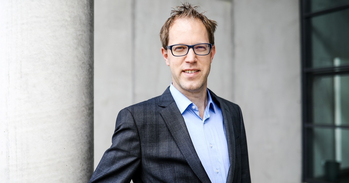 Manuel Smukalla berichtet wie Bayer den Umbau zur skill-basierten Organisation angeht (Foto: Bayer).