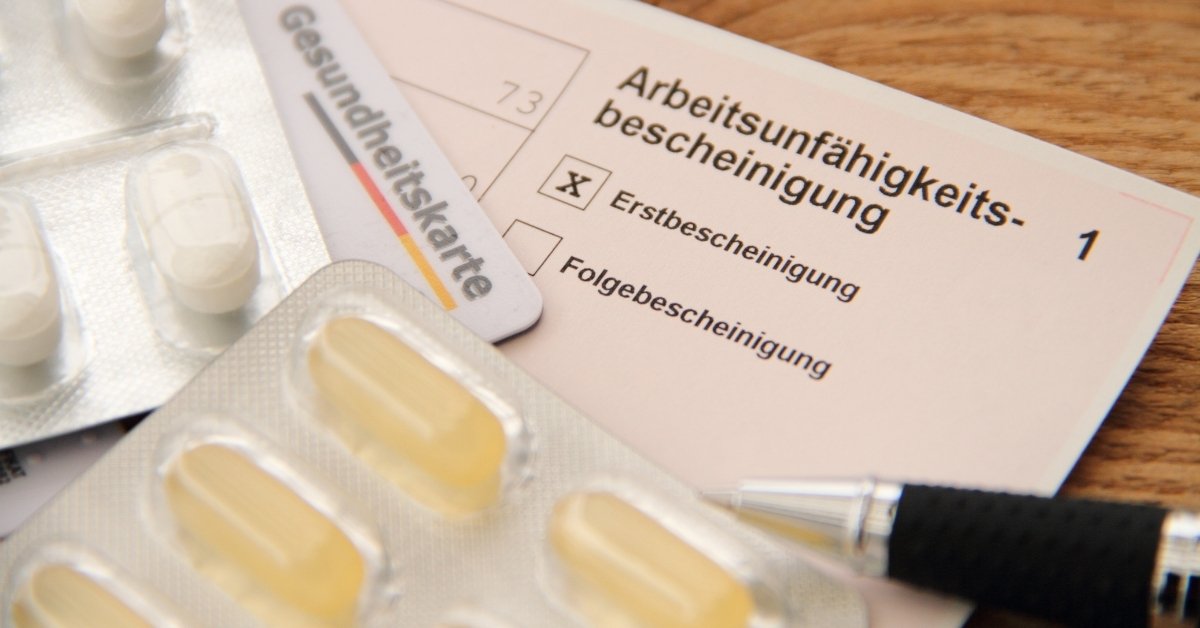 Ein IT-Berater wurde fristlos gekündigt, nachdem er eine Krankmeldung über ein Online-Portal eingereicht hatte, ohne jemals mit einem Arzt gesprochen zu haben (Foto: maho -stock.adobe.com).