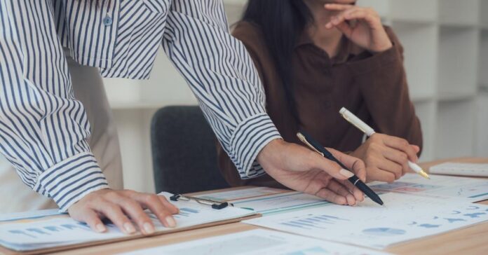 Ein neues Führungsmodell wurde bei Enercity entwickelt, das auf Partizipation und Flexibilität setzt und geteilte Führungsverantwortung ermöglicht. Foto: stock.adobe.com_Nittaya