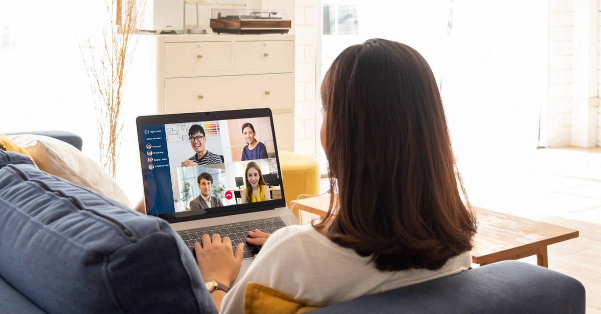 Ströer-Mitarbeitende müssen wieder regelmäßig ins Büro. Foto: AdobeStock_Nattakorn