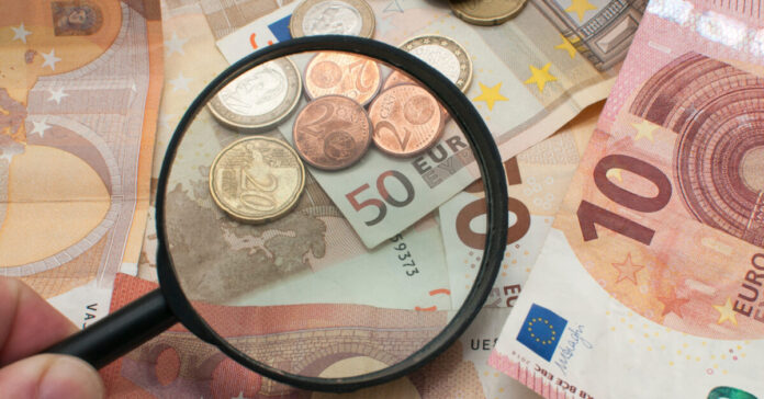 Laut aktuellen Zahlen von Index veröffentlichen mehr Unternehmen als zuvor Gehaltsangaben in Stellenbeschreibungen (Foto: Jose R.Vazquez - stock.adobe.com).