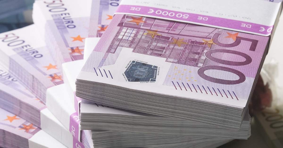 Restrukturierungen in Deutschland kosten im Durchschnitt das 2,49-Fache des Jahresgehalts pro bezahltem Austritt, laut einer Studie des Ökonomen Yann Coatanlem. Foto: stock.adobe.com_Franz Pfluegl
