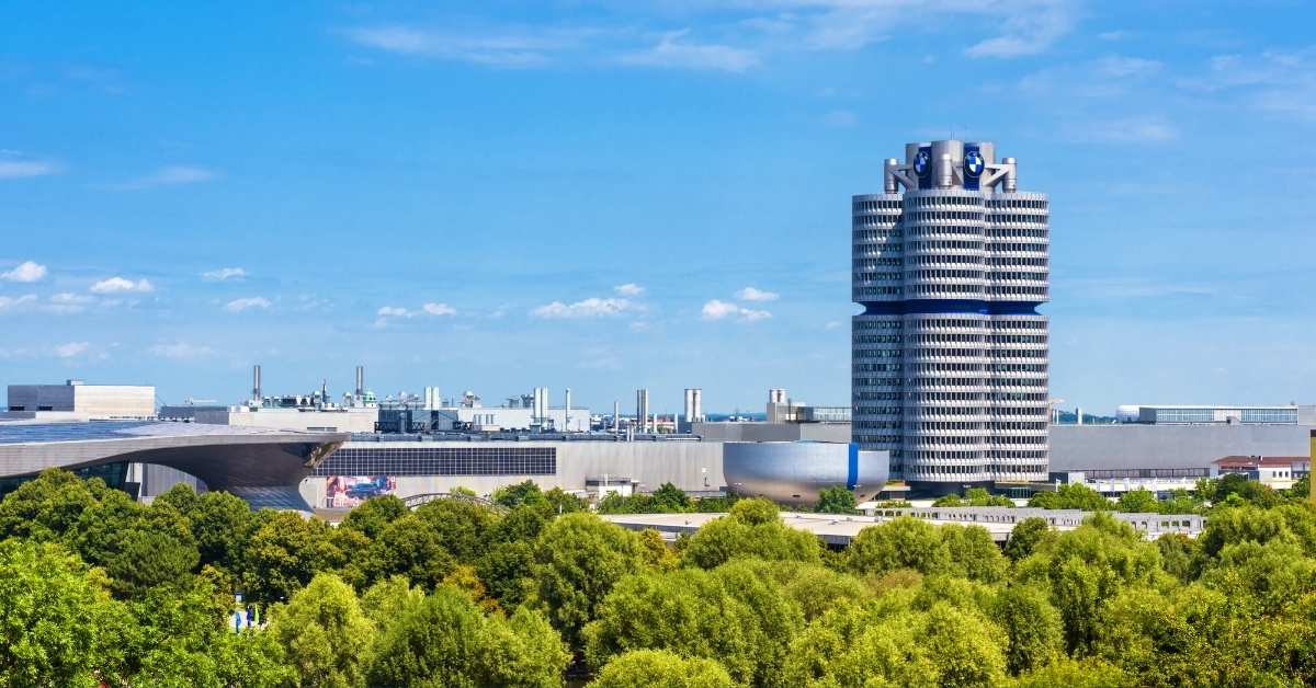 BMW streicht weltweit 8.000 Stellen – Schwerpunkt in Deutschland. Abbau per Fluktuation und Abfindungsprogramm geplant. Foto: stock.adobe.com_scaliger