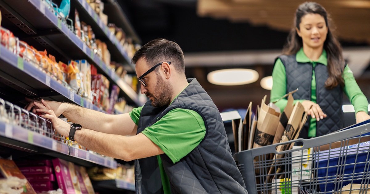 Auch im Einzelhandel werden häufig geringfügig Beschäftigte eingesetzt (Foto: Dusan Petkovic - stock.adobe.com).